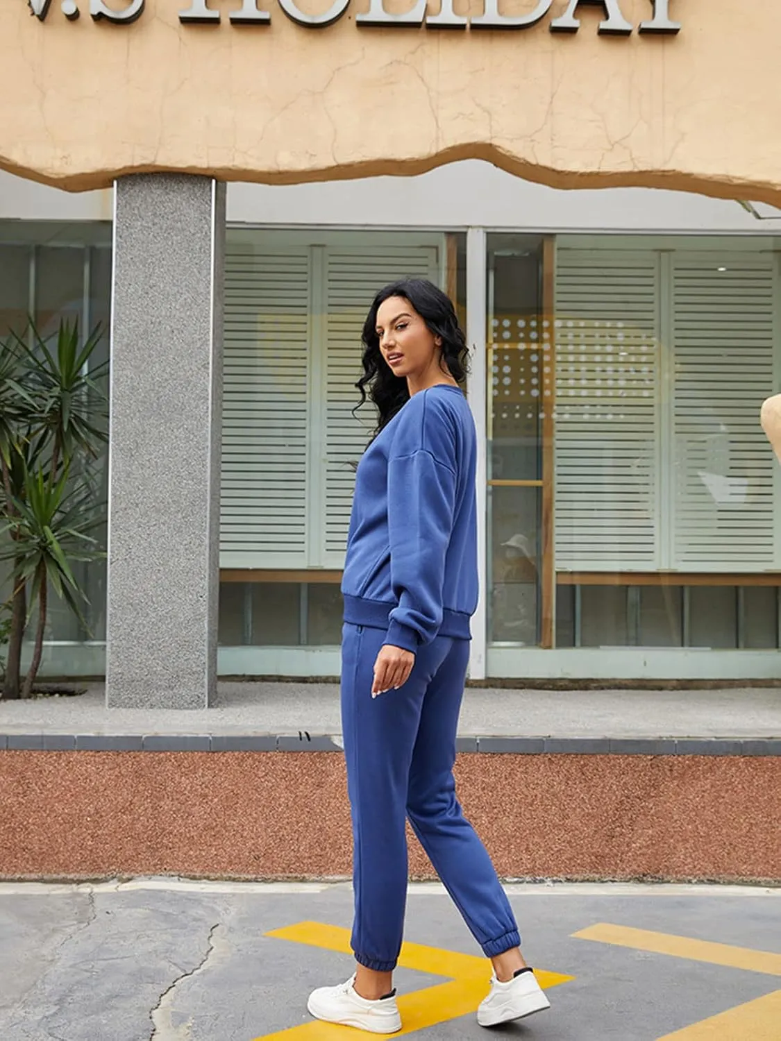 Alunzoem Jogger Sets for Women 2 Piece Sweatsuit Outfits Long Sleeve Pullover Sweatshirt Pants Set Tracksuit