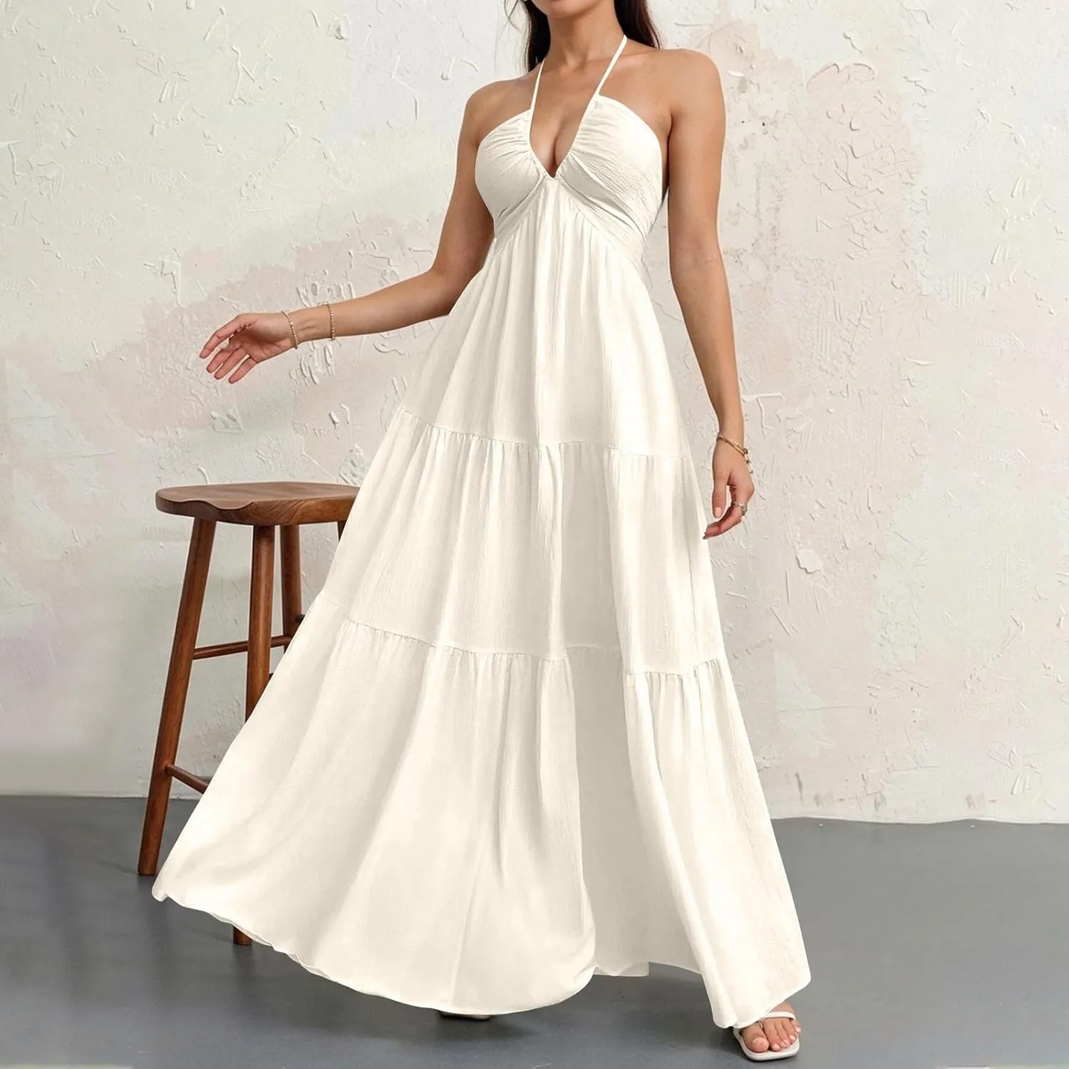 Halter Maxi Dresses for Women 2025 Elegant V Neck Spaghetti Strap Dress Casual Boho Tiered Hem a Line Corset Sundress
