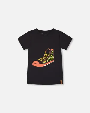 Organic Cotton Graphic Tee Black And Red Shoe